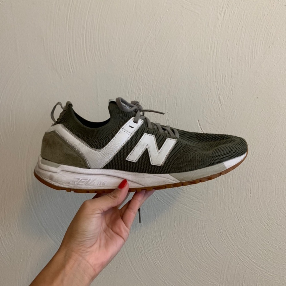 MENS NEW BALANCE SHOES